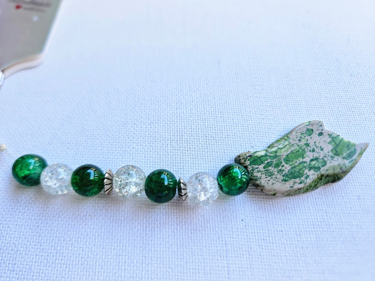 Green Crackle Glass & Natural Stone Keyring