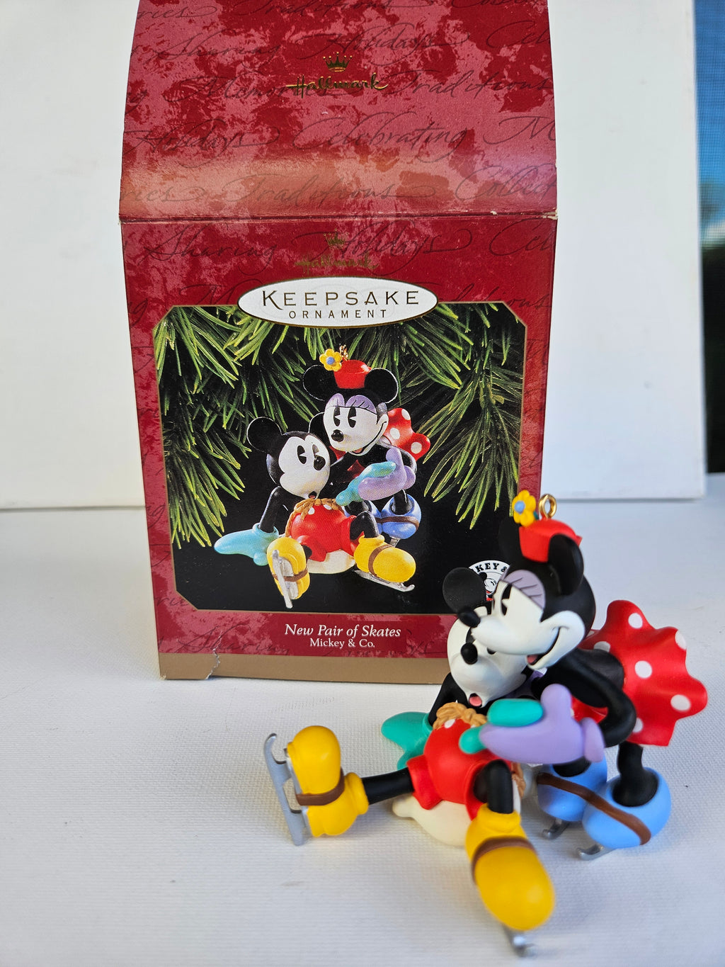 New Pair of Skates – Mickey & Co.