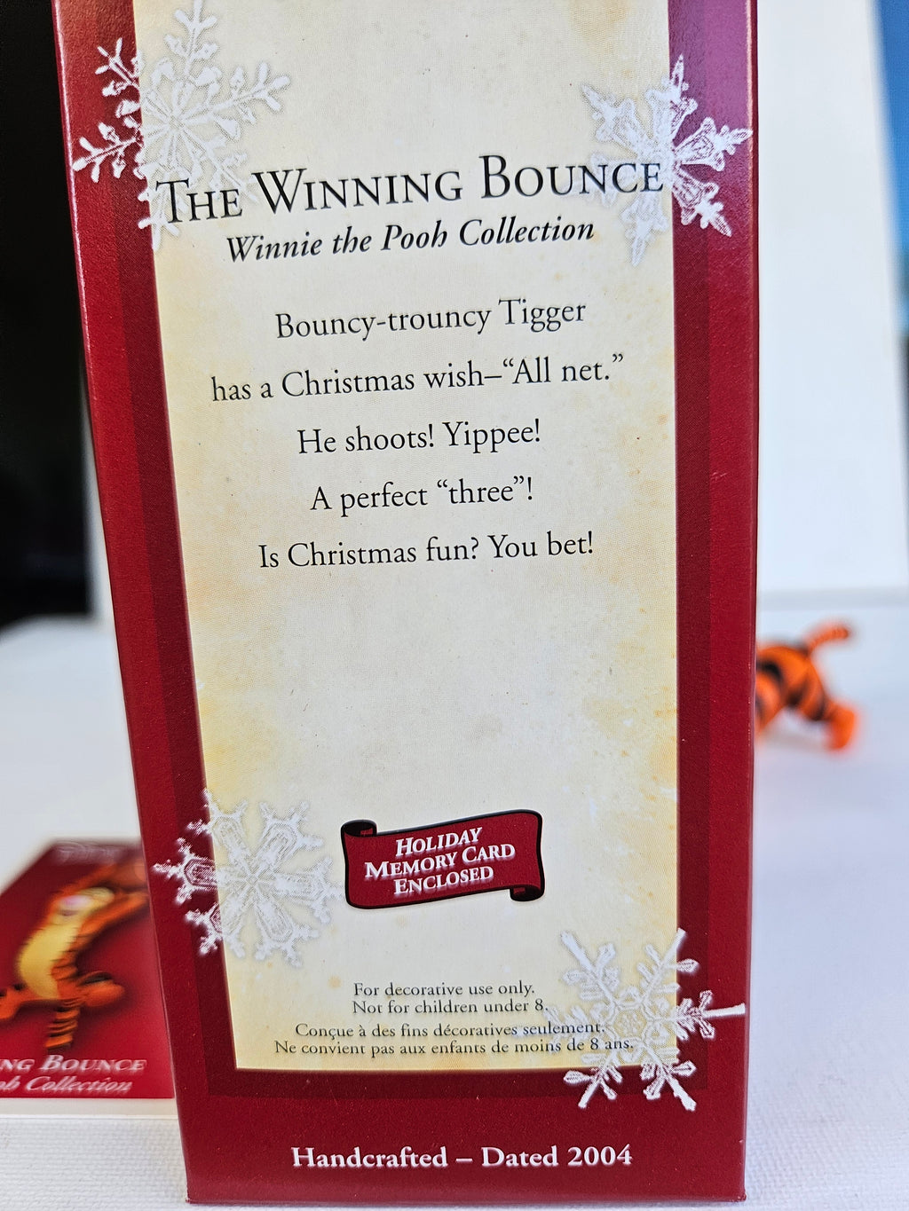 Christmas in May – Hallmark Keepsake Ornament The Winning Bounce Tigger (2004) New in Box