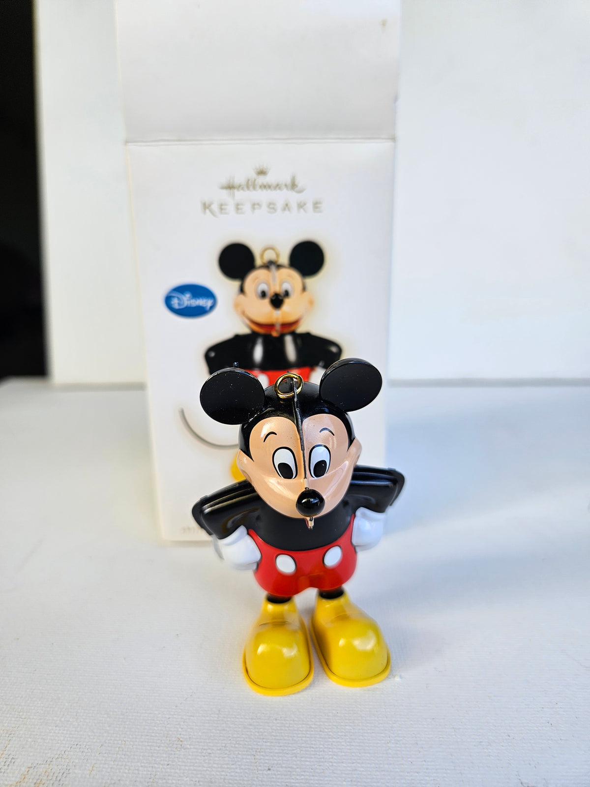 Vintage Tin Mickey – Hallmark Keepsake (2009)