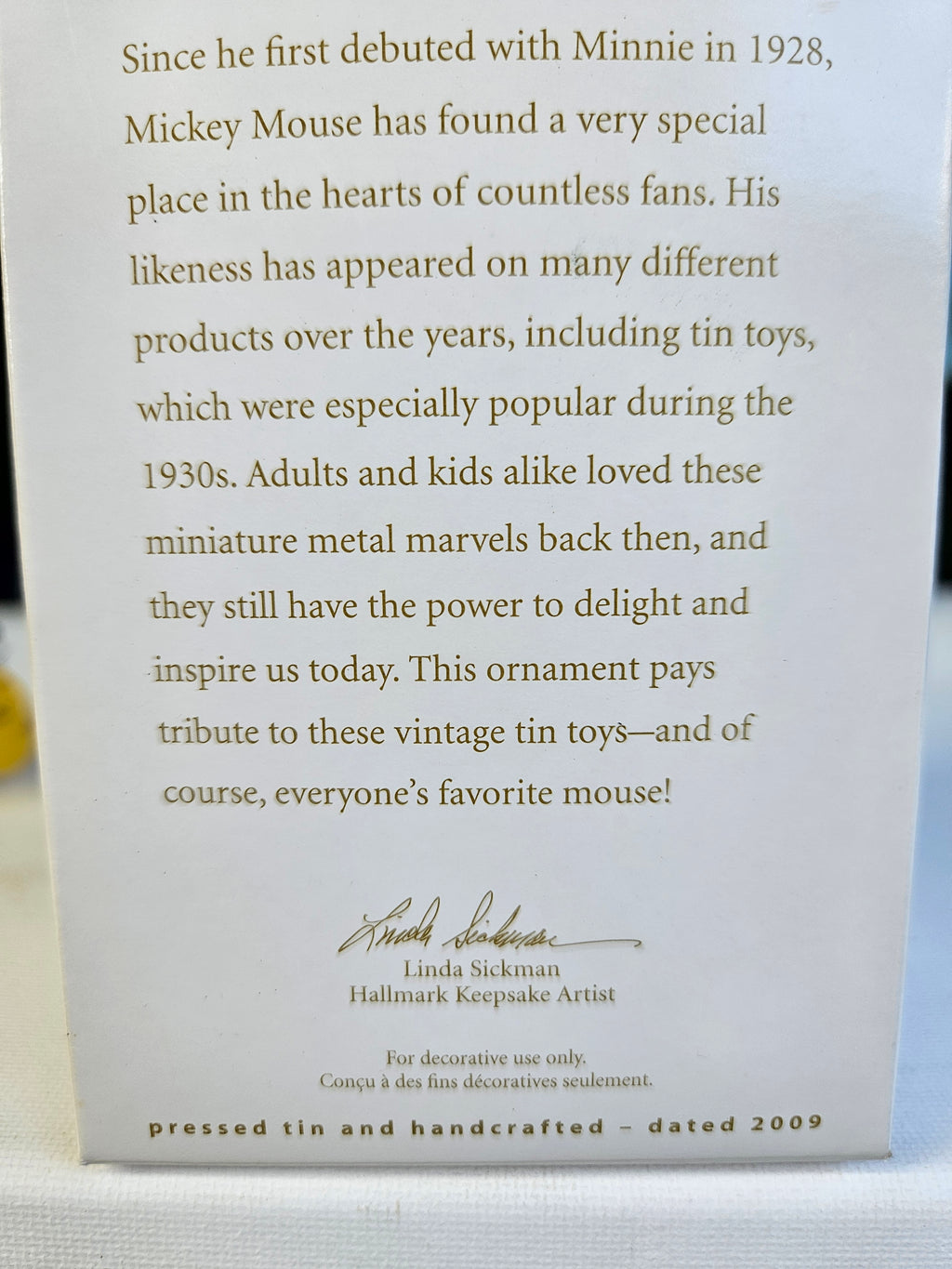 Vintage Tin Mickey – Hallmark Keepsake (2009)