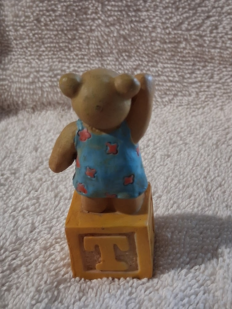 Boyds Bears Resin Alphabet Block Bear – T is for Trixie – Letter T Figurine