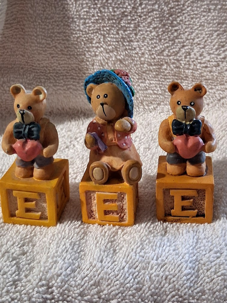 Boyds Bears Resin Alphabet Block Bear – E is for Elmer – Letter E Figurine